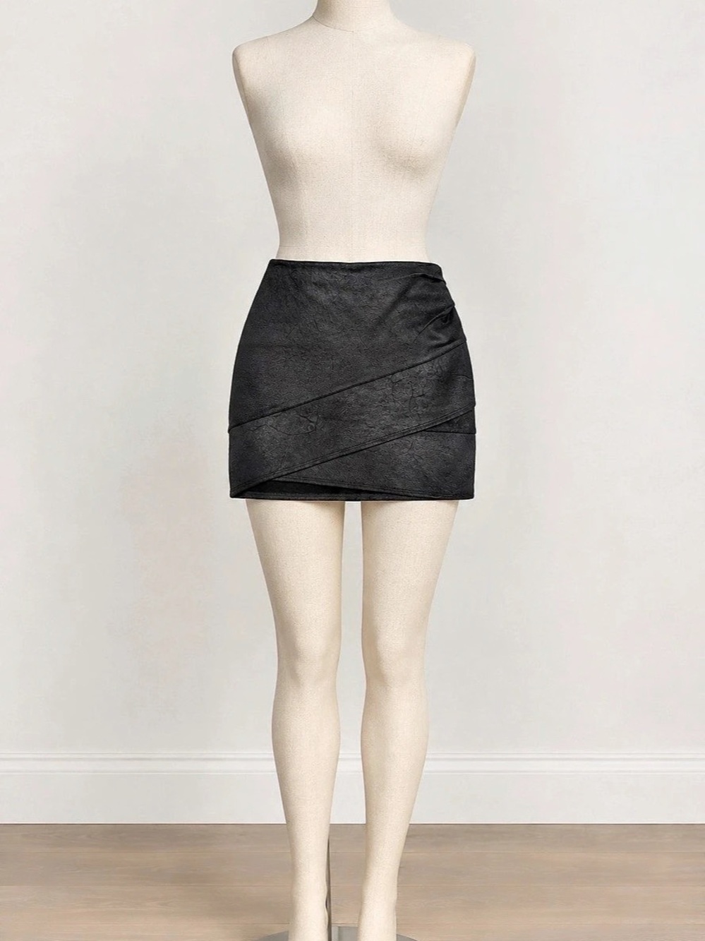Free People Black Mini Skirt Size 10
